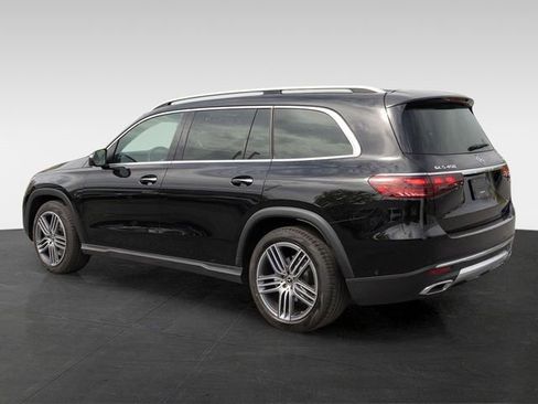 Certified 2025 Mercedes-Benz GLS 450 4MATIC image 7