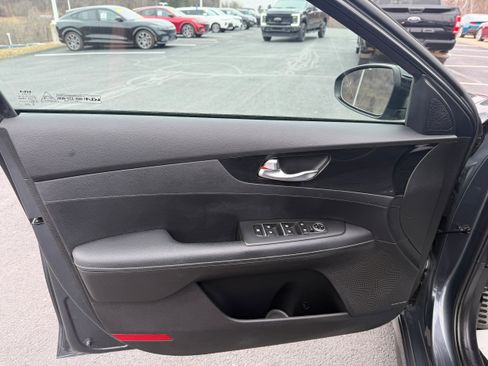 Used 2023 Kia Forte GT-Line w/ GT-Line Premium Package image 20