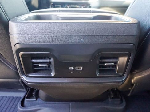 Used 2022 Chevrolet Silverado 1500 RST image 30