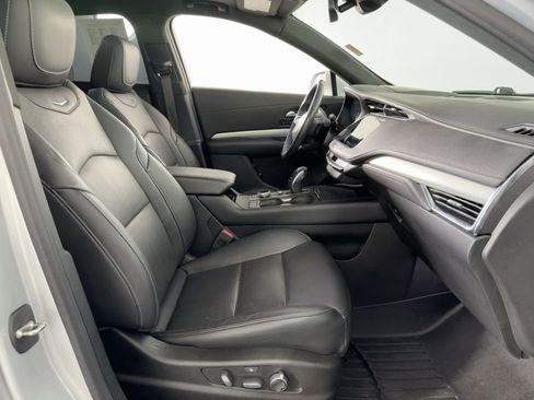 Used 2019 Cadillac XT4 Premium Luxury image 30