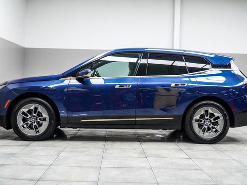 Used 2023 BMW iX xDrive50 image 10