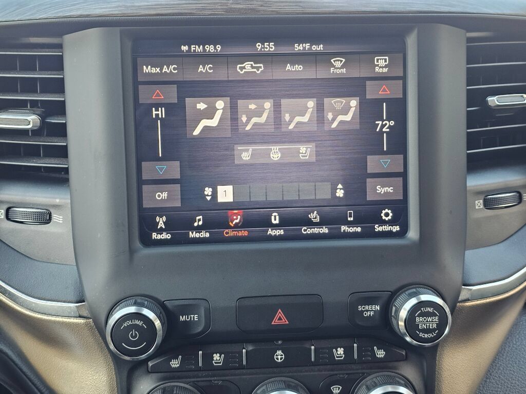 Used 2019 RAM 1500 Laramie AWD/4WD image 29