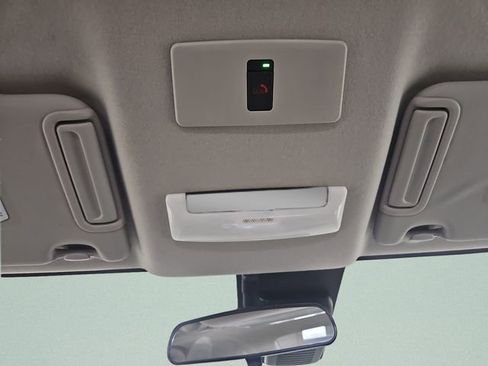 Used 2024 Nissan Versa SR image 26