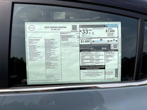 Used 2025 Nissan Sentra SR w/ Trunk Package image 17