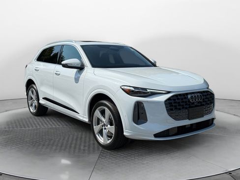 New 2025 Audi Q5 Premium Plus image 1