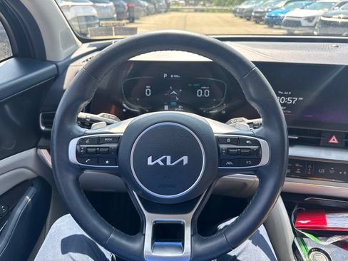 Certified 2023 Kia Sportage EX AWD/4WD image 19
