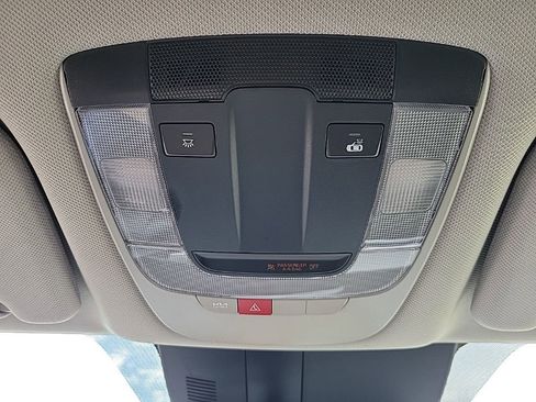 New 2026 Kia Sorento LX FWD image 18