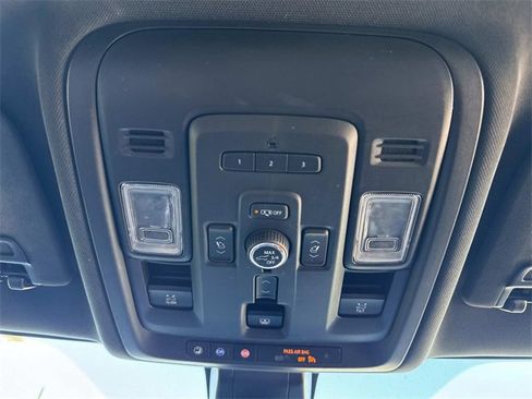 Used 2021 GMC Yukon XL AT4 w/ AT4 Premium Package image 26