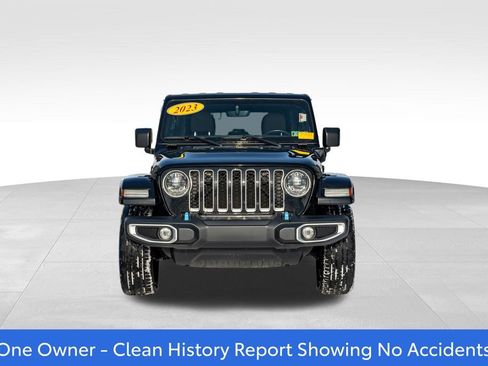 Used 2023 Jeep Wrangler Unlimited Sahara w/ Cold Weather Group image 2