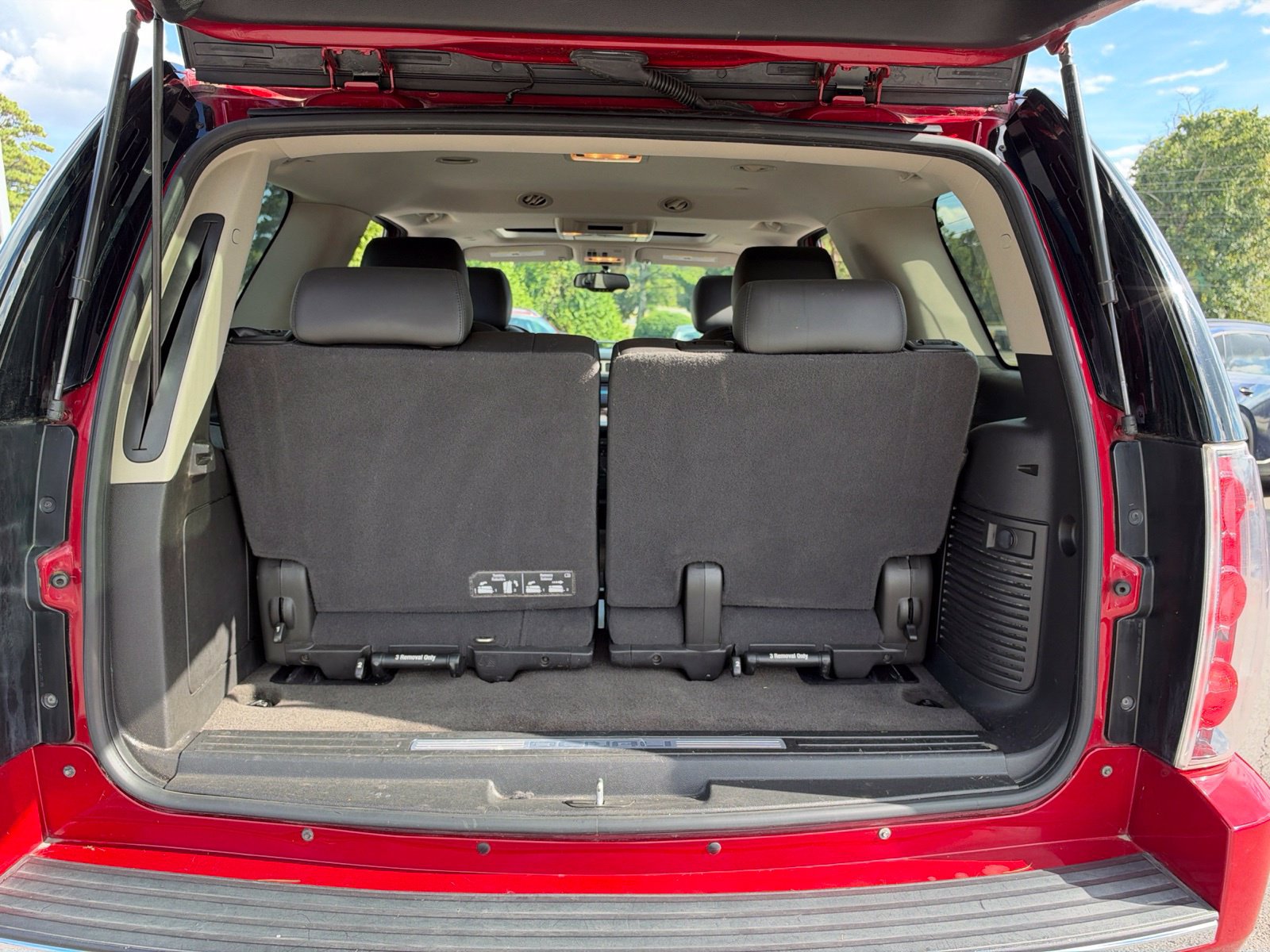 Used 2013 GMC Yukon Denali AWD/4WD image 33
