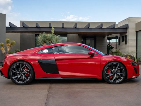 Used 2023 Audi R8 V10 performance RWD image 12