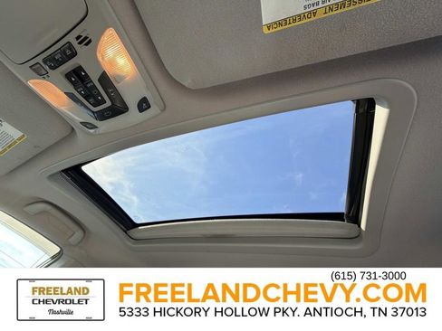 Used 2013 Toyota Sienna Limited image 35