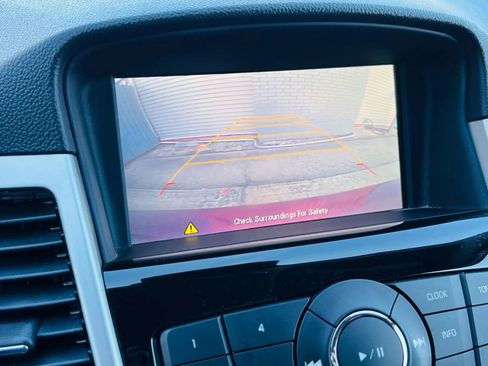 Used 2016 Chevrolet Cruze LT image 34