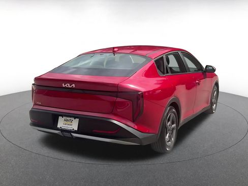 Used 2025 Kia K4 LXS image 14