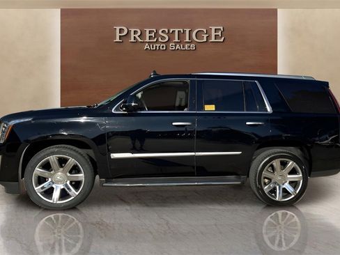 Used 2020 Cadillac Escalade Luxury image 28