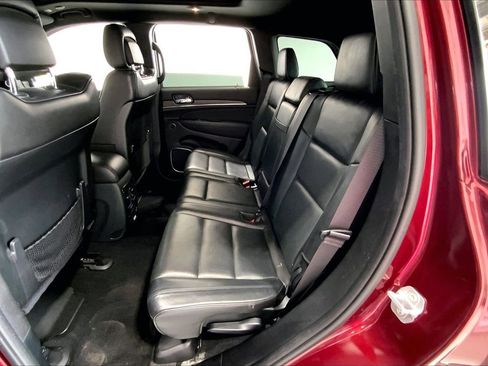 Used 2019 Jeep Grand Cherokee High Altitude RWD image 24