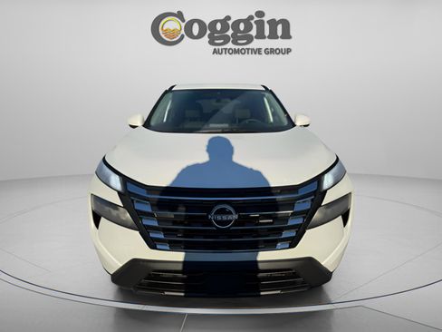 New 2026 Nissan Rogue SV image 5