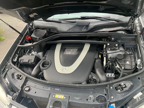 Used 2012 Mercedes-Benz GL 450 4MATIC image 12