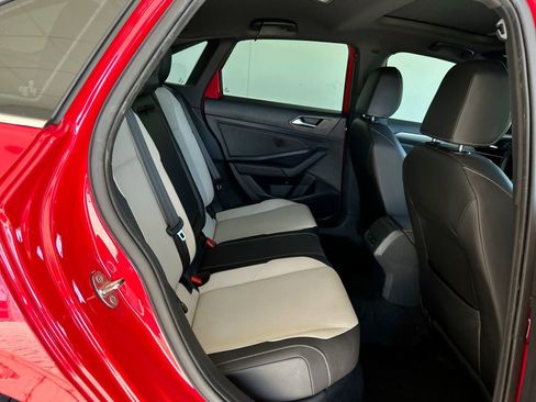 Certified 2021 Volkswagen Jetta R-Line FWD image 34