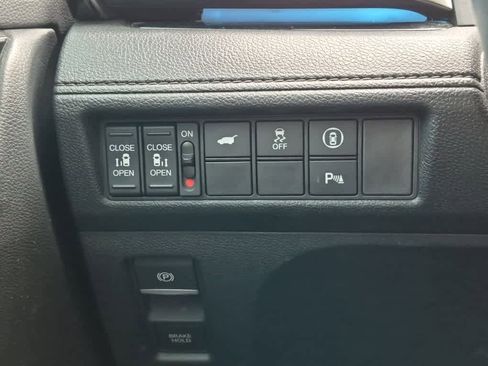 Used 2022 Honda Odyssey Elite image 21