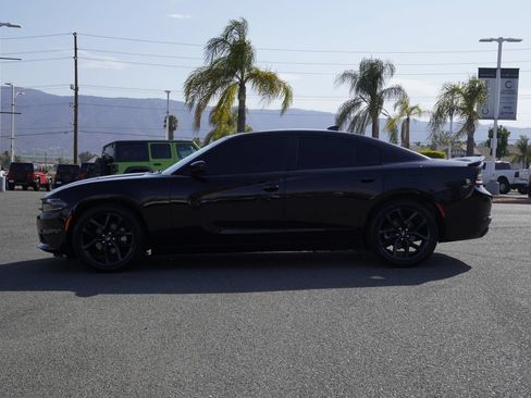 Used 2023 Dodge Charger SXT w/ Blacktop Package RWD image 7