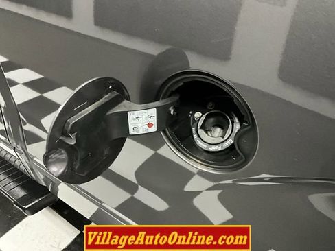 Used 2014 Ford F150 FX4 w/ Equipment Group 402A Luxury image 38