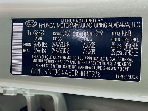 Used 2024 Hyundai Santa Cruz SEL w/ Activity Package FWD image 35