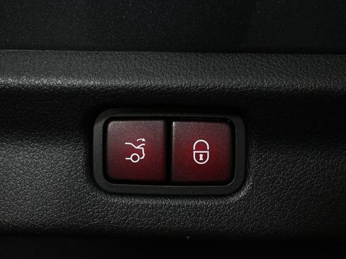 Used 2023 Mercedes-Benz EQE 350+ Sedan image 29