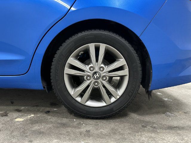 Used 2017 Hyundai Elantra Value Edition FWD image 12