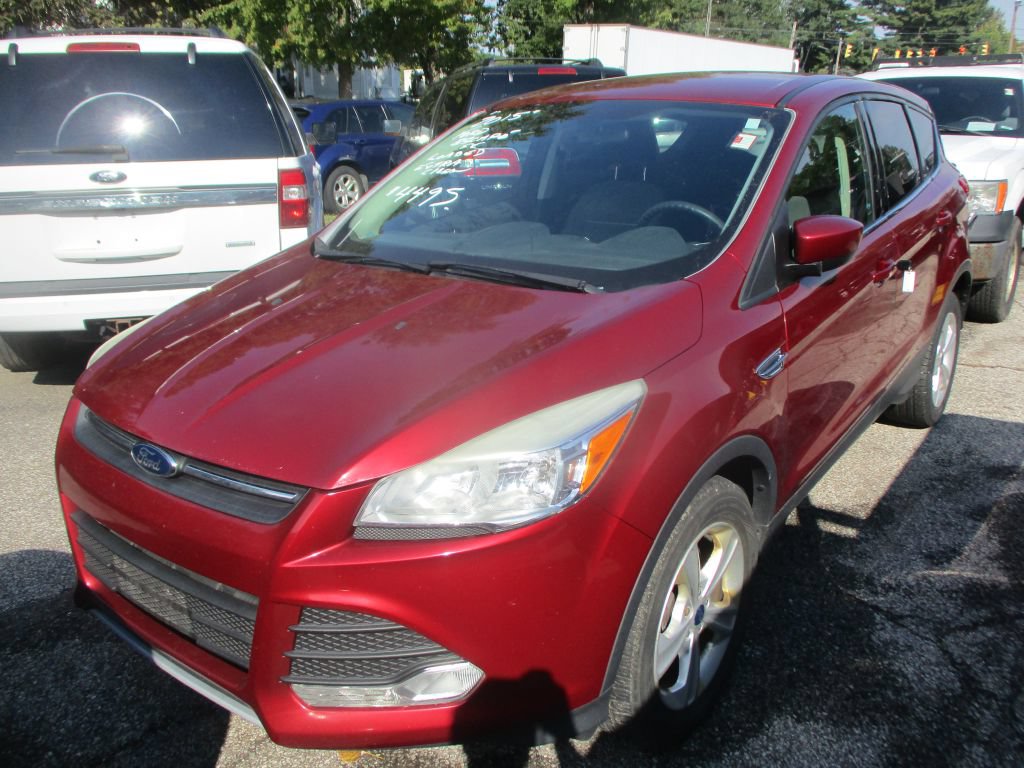 Used 2015 Ford Escape SE FWD image 1