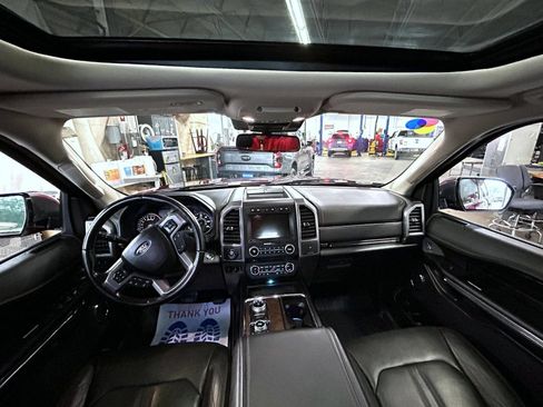 Used 2018 Ford Expedition Max Platinum AWD/4WD image 13