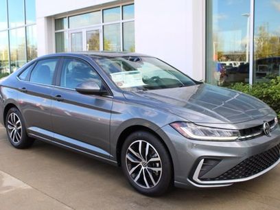 New 2025 Volkswagen Jetta SE