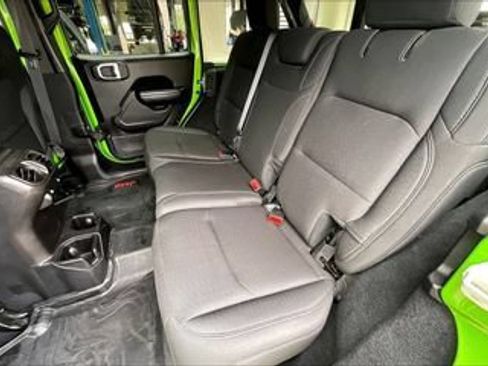 Used 2019 Jeep Wrangler Unlimited Sport S AWD/4WD image 8