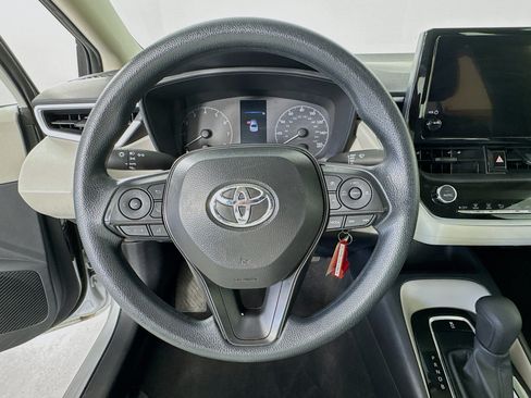 Certified 2025 Toyota Corolla LE FWD image 11