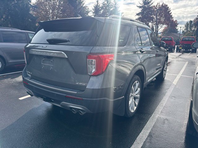 Used 2023 Ford Explorer Platinum w/ Technology Package AWD/4WD image 3
