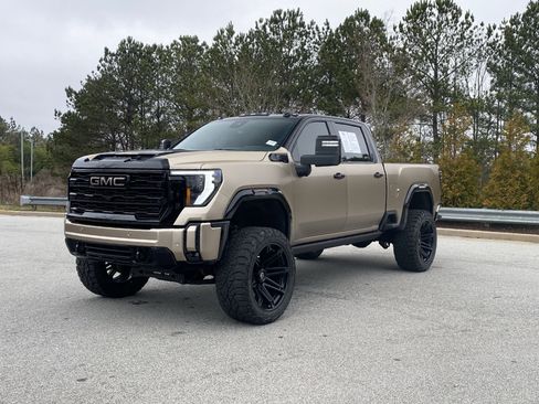 Used 2024 GMC Sierra 2500 AT4X image 13