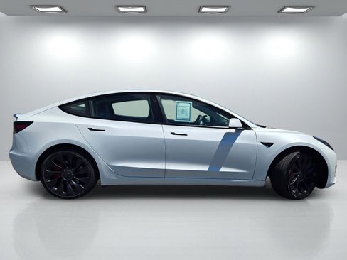 Used 2022 Tesla Model 3 Performance AWD/4WD image 3