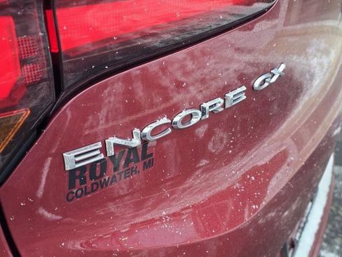 Used 2023 Buick Encore GX Select w/ Sport Touring Package image 6