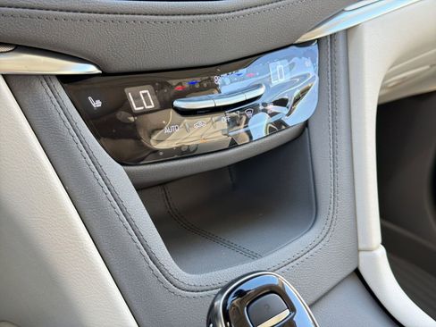 New 2026 Cadillac XT5 Premium Luxury w/ LPO, Floor Liner Package AWD/4WD image 26