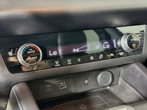 Used 2022 Mitsubishi Outlander SE AWD/4WD image 21