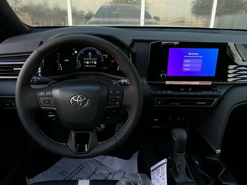 New 2026 Toyota Camry SE image 13
