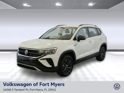 Used 2024 Volkswagen Taos S FWD image 1