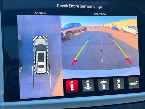 New 2026 Chrysler Pacifica Select image 18