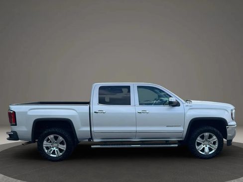 Used 2018 GMC Sierra 1500 SLT AWD/4WD image 7