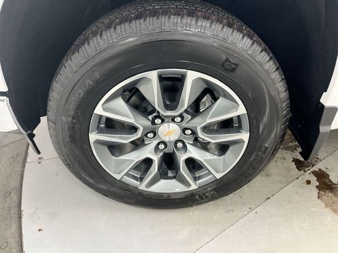 New 2026 Chevrolet Silverado 1500 LT image 26