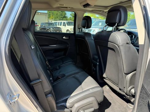 Used 2013 Dodge Journey Crew w/ Flexible Seating Group FWD image 19