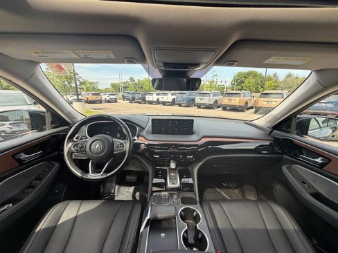 Used 2022 Acura MDX SH-AWD image 8