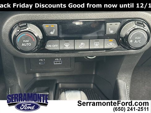 Used 2023 Nissan Kicks SR w/ SR Premium Package image 20