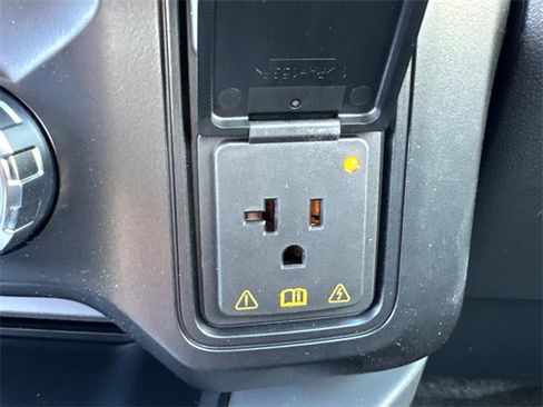 New 2025 Ford F250 Lariat w/ Lariat Ultimate Package image 24
