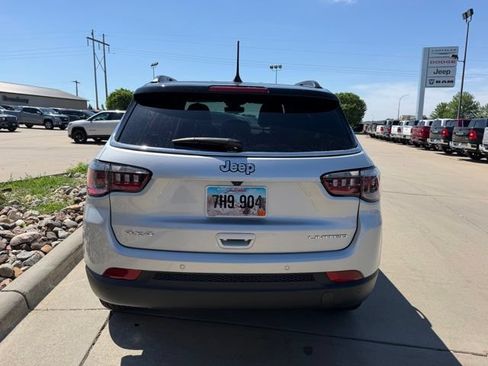 Used 2025 Jeep Compass Limited AWD/4WD image 7